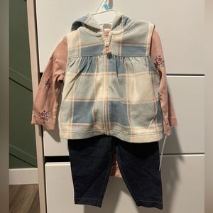 Carter’s 3 piece baby outfit